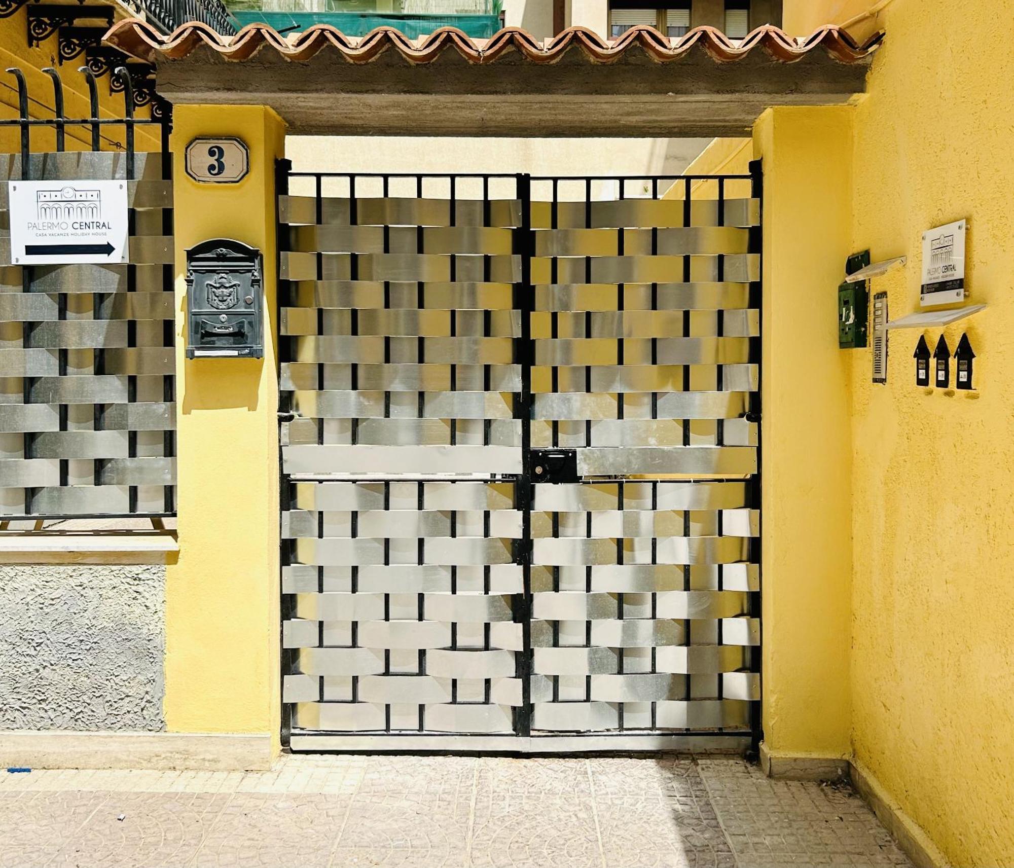 Palermo Central Buitenkant foto